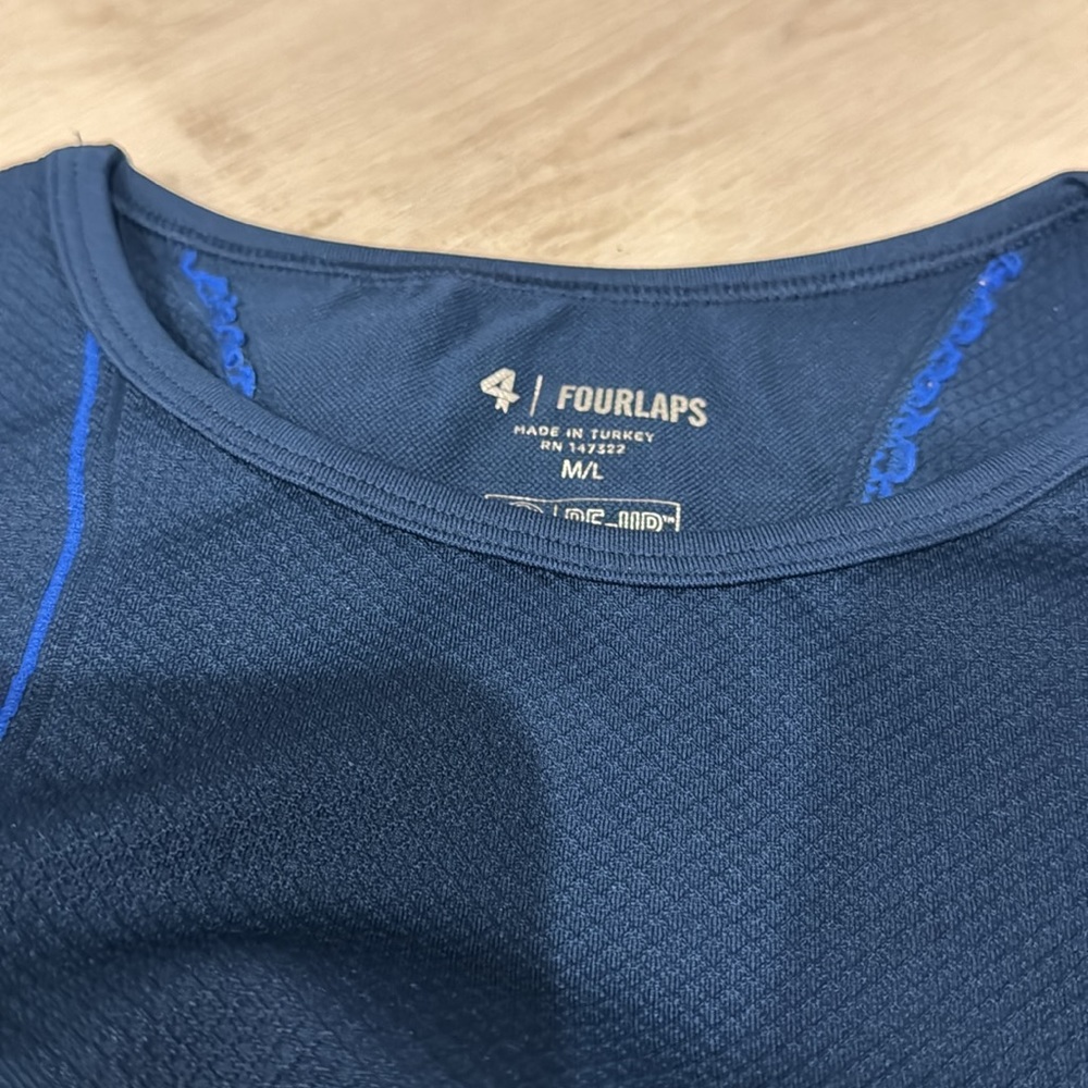 Fourlaps NWT Breathe Seamless Bra Midnight: Azure in M/L - Picture 5 of 8